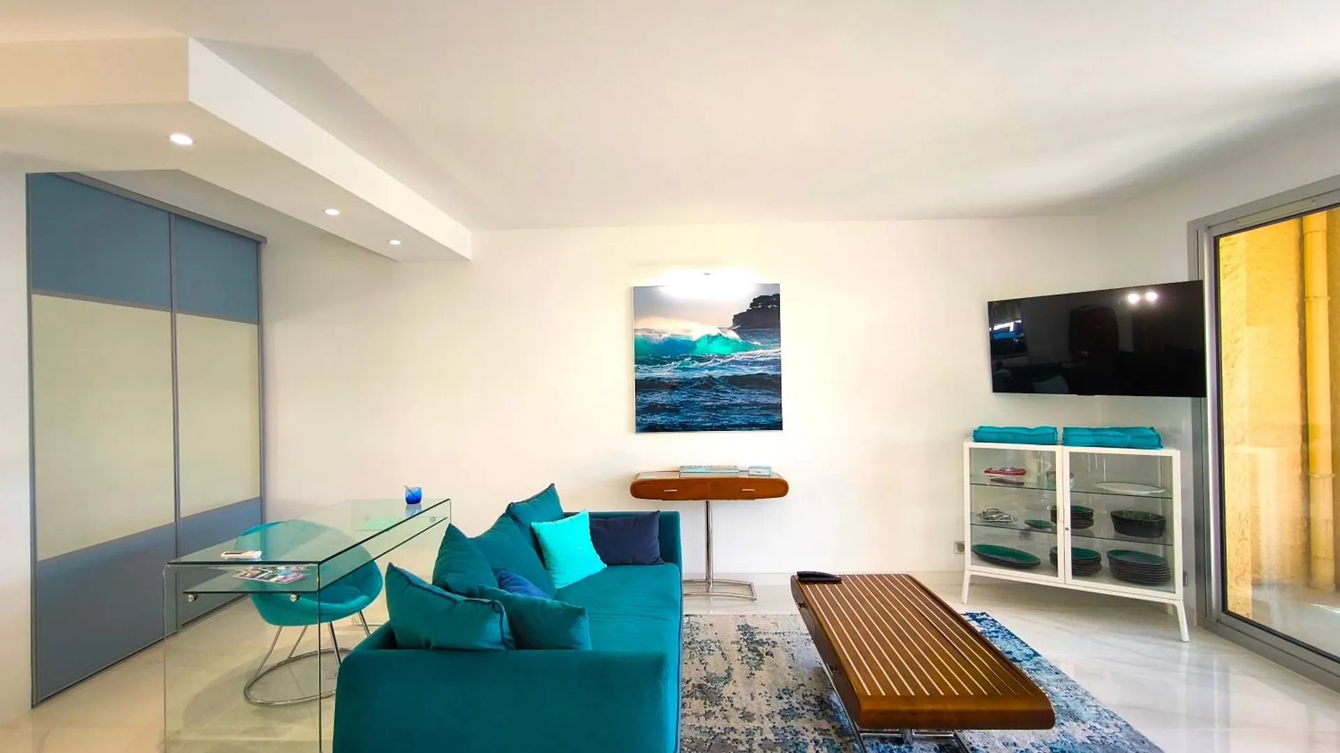 Le Riva - Standing, Parking, Piscine, Terrasse Apartment Cassis 0*,  France